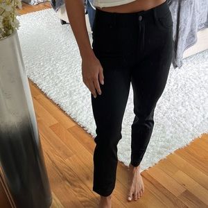 Black lululemon pants